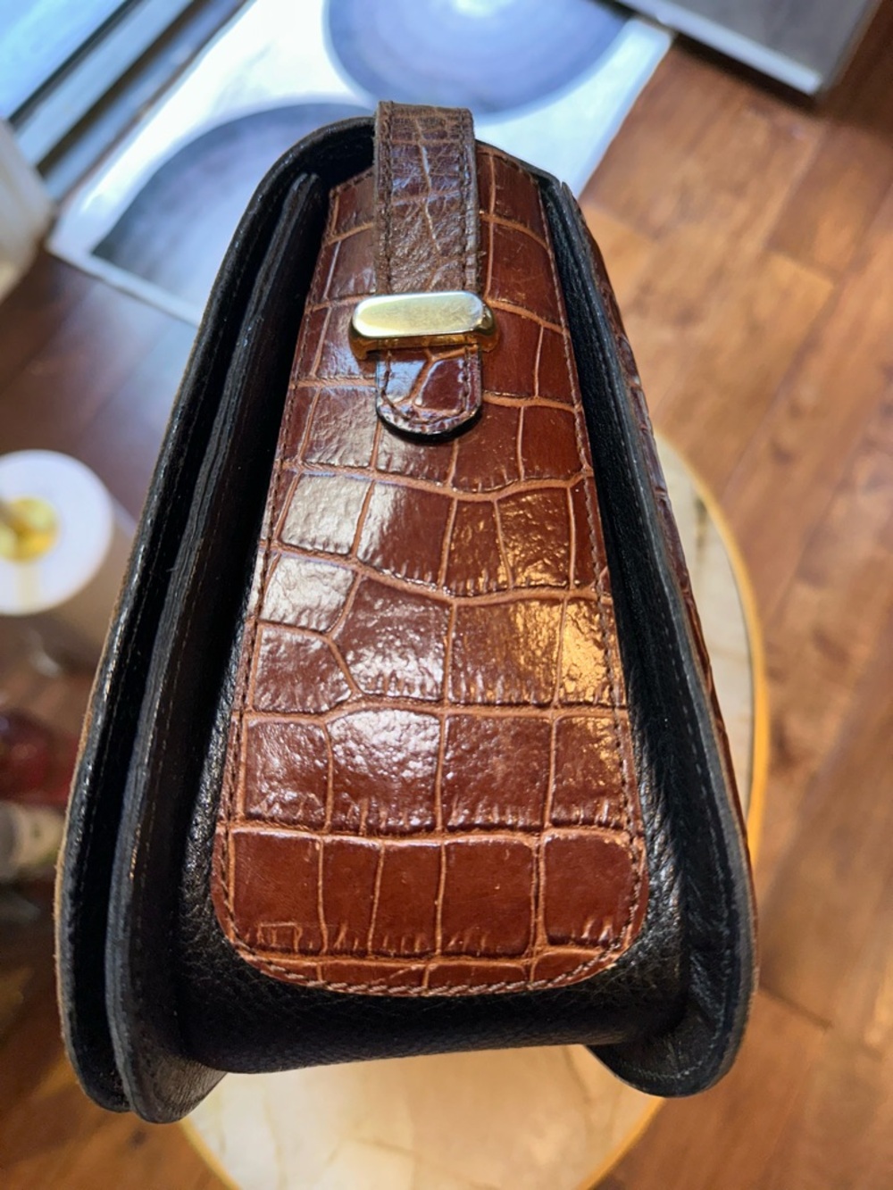 Vintage Bally Leather Bag • Croc Embossed Trim • Leather Lined • Made in Italy - Picture 14 of 16